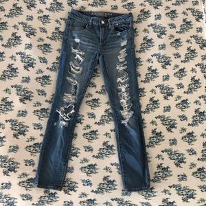 AEO Distressed Jeggings